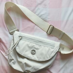 Lululemon crossbody shoulder bag dance your asana off